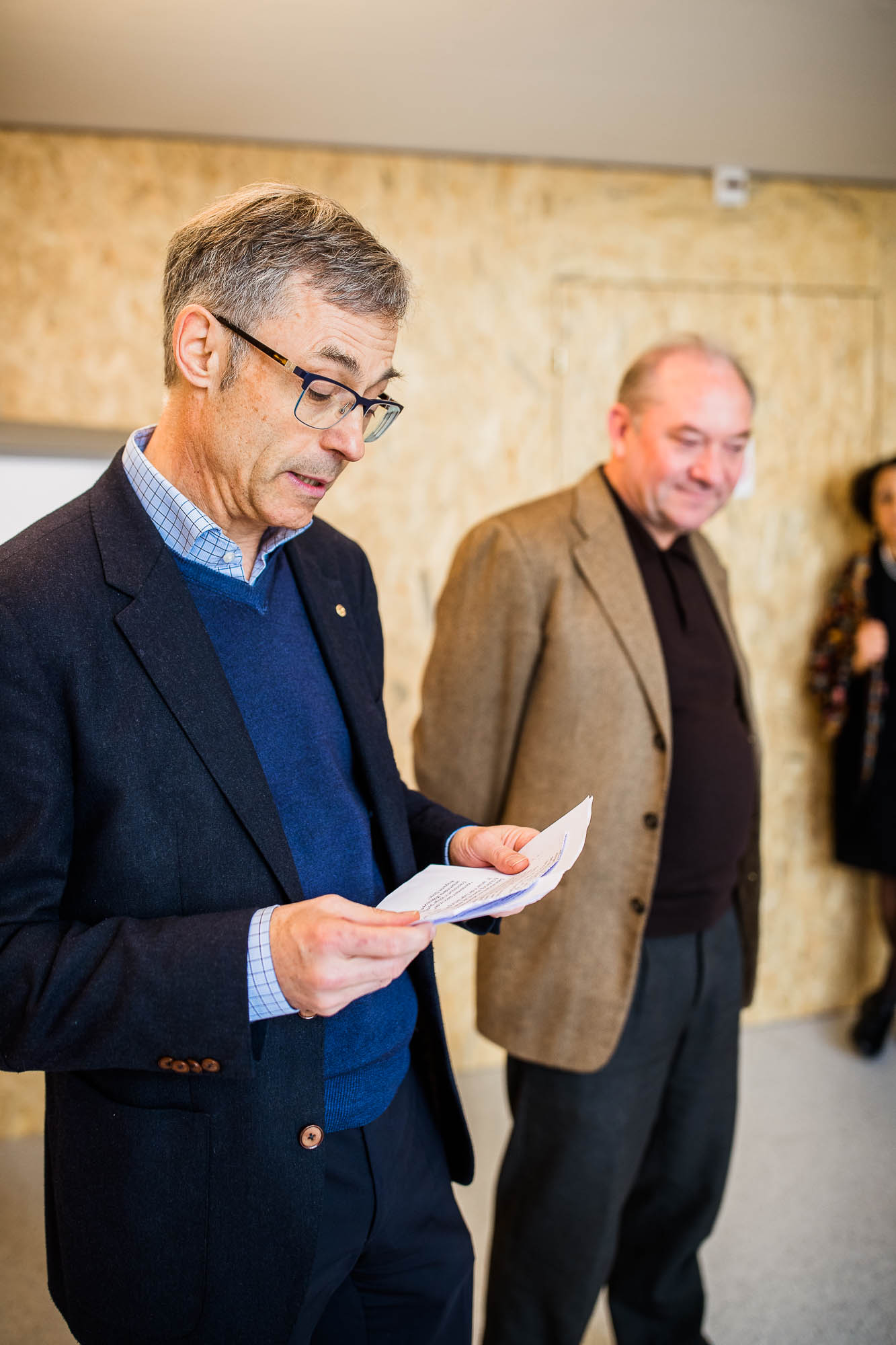 Export x3 1DX23076 Business 2020 Opening MOBI